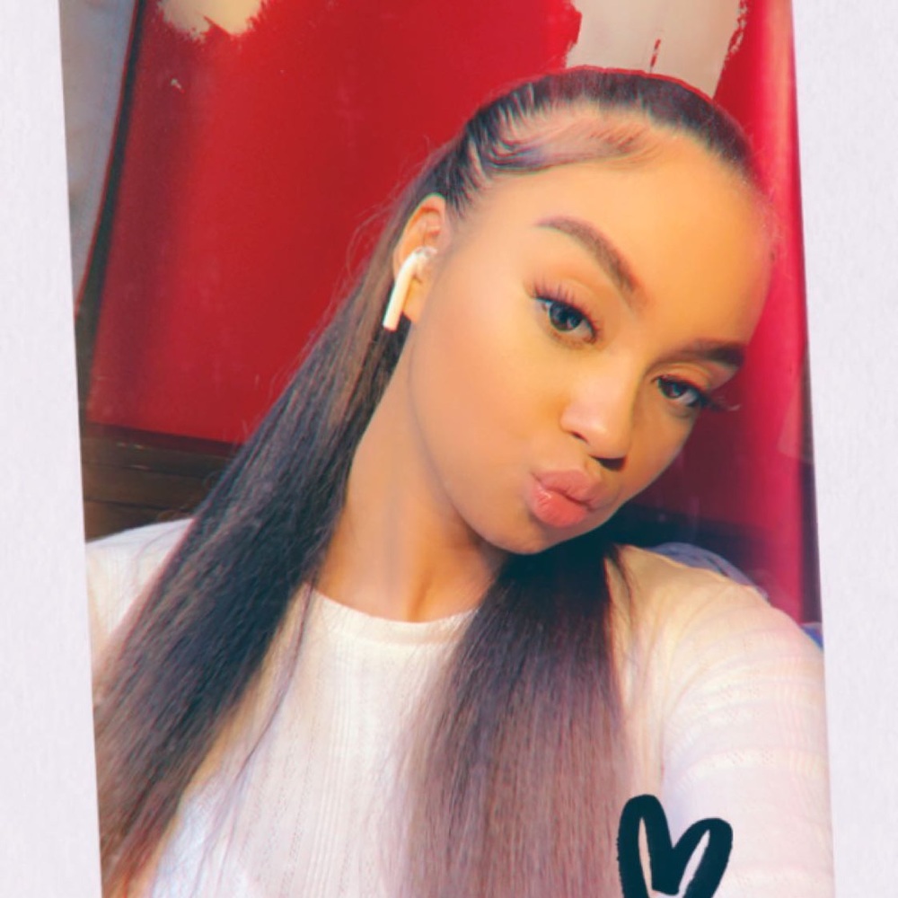 Meet your Posher, Kiara
